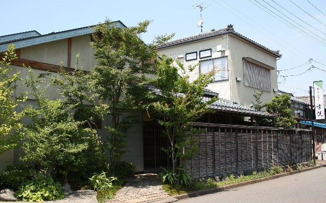 しげよし新潟西蒲店