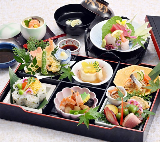 会席膳 仕出し割烹しげよし